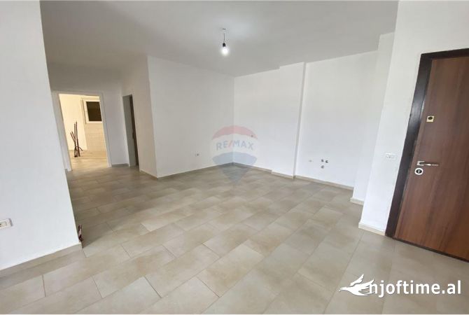 Shtepi ne shitje 2+1 ne Tirane - 195,000 Euro
