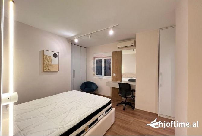 Shtepi ne shitje 2+1 ne Tirane - 180,000 Euro