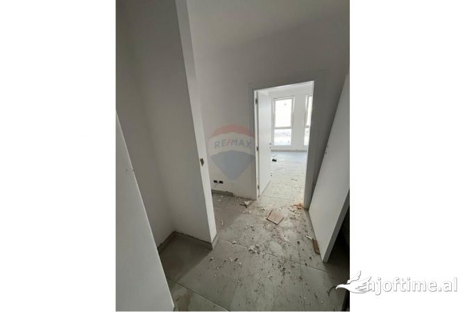 Shtepi ne shitje 2+1 ne Tirane - 12,000,000 Leke