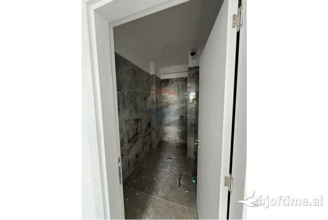 Shtepi ne shitje 2+1 ne Tirane - 12,000,000 Leke