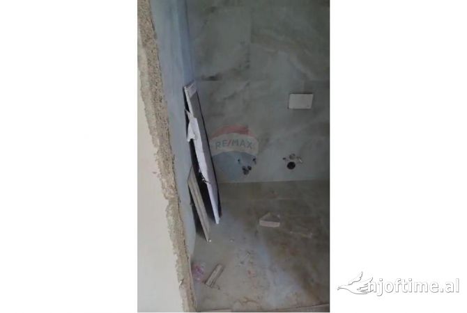 Shtepi ne shitje 2+1 ne Tirane - 92,000 Euro