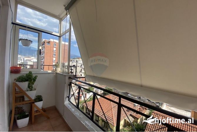 Shtepi ne shitje Apartament ne Tirane, 1+1, Mobilimi E mobiluar, Pagesa 115,000  Euro.