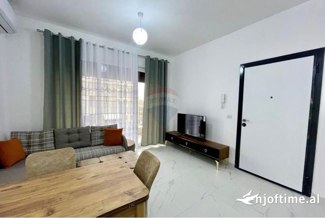 Shtepi me qera 1+1 ne Tirane - 550 Euro