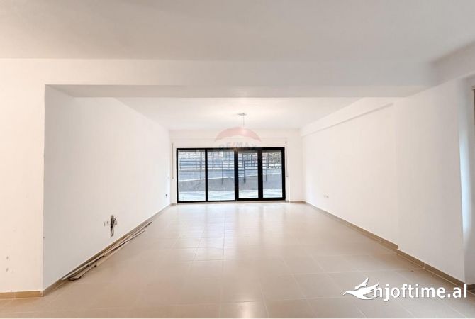 Shtepi ne shitje 3+1 ne Tirane - 255,000 Euro