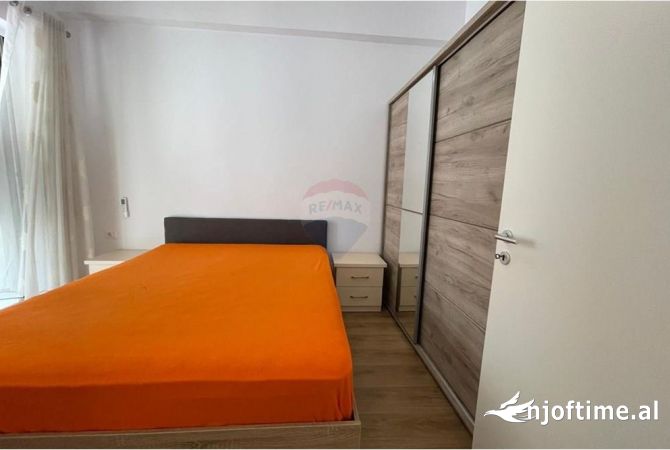 Shtepi me qera 1+1 ne Tirane - 400 Euro