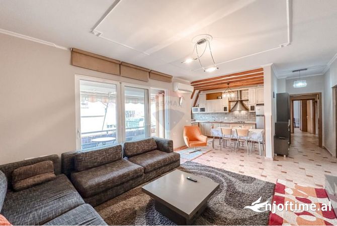 Shtepi me qera 2+1 ne Tirane - 750 Euro