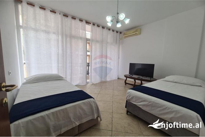Shtepi me qera 2+1 ne Tirane - 650 Euro