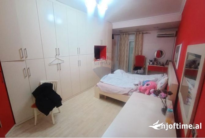 Shtepi ne shitje 2+1 ne Tirane - 180,000 Euro