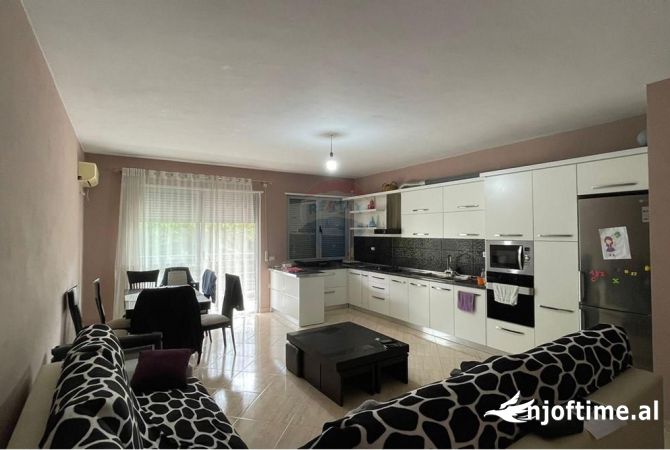 Shtepi me qera 3+1 ne Tirane - 600 Euro
