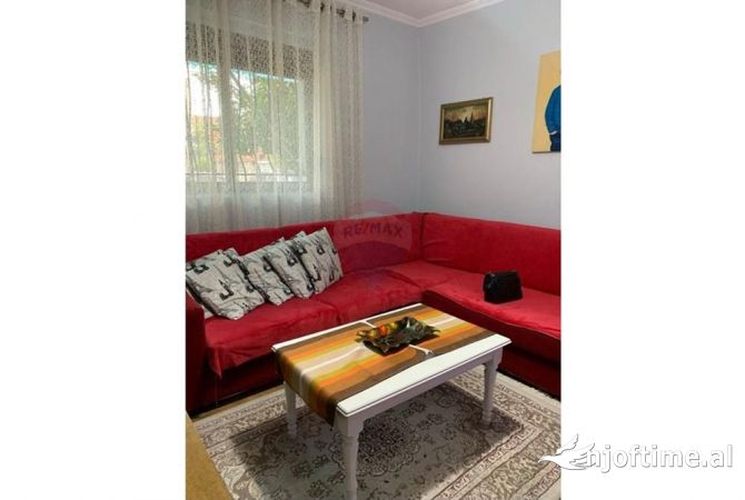 Shtepi me qera 1+1 ne Tirane - 500 Euro