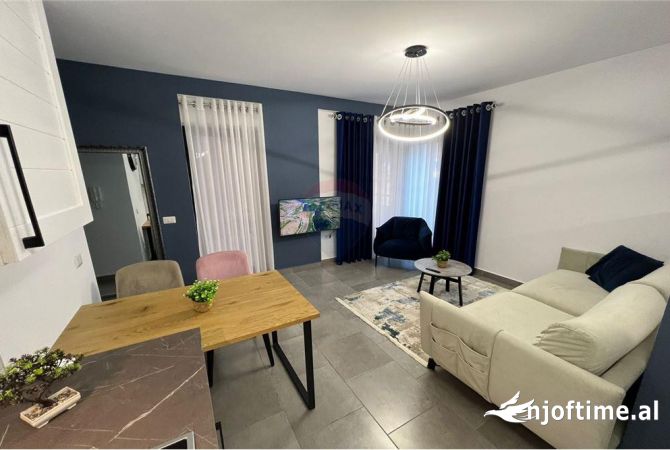 Shtepi me qera 1+1 ne Tirane - 700 Euro