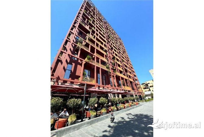 Ambient biznesi me qera 3+1 ne Tirane - 1,000 Euro