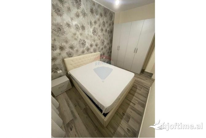 Shtepi me qera 1+1 ne Tirane - 300 Euro