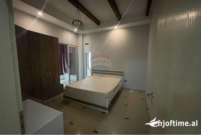 Shtepi me qera 1+1 ne Tirane - 40,000 Leke