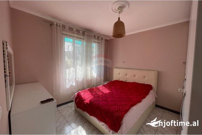 Shtepi me qera 1+1 ne Tirane - 450 Euro