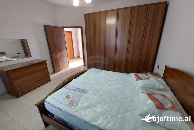 Shtepi me qera 2+1 ne Tirane - 45,000 Leke