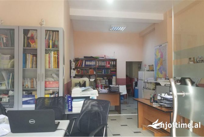 Ambient biznesi me qera 1+1 ne Tirane - 400 Euro