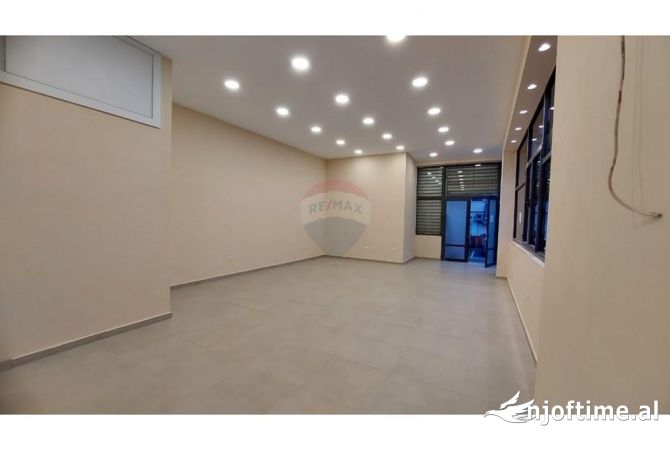 Ambient biznesi me qera 1+1 ne Tirane - 600 Euro