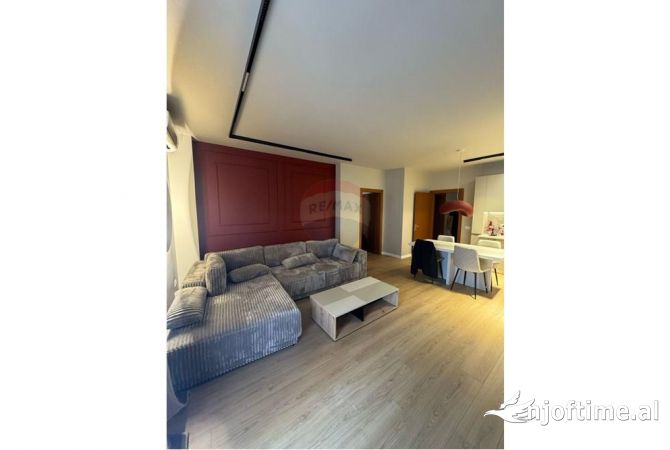 Shtepi me qera 1+1 ne Tirane - 850 Euro