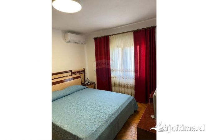 Shtepi me qera 3+1 ne Tirane - 650 Euro