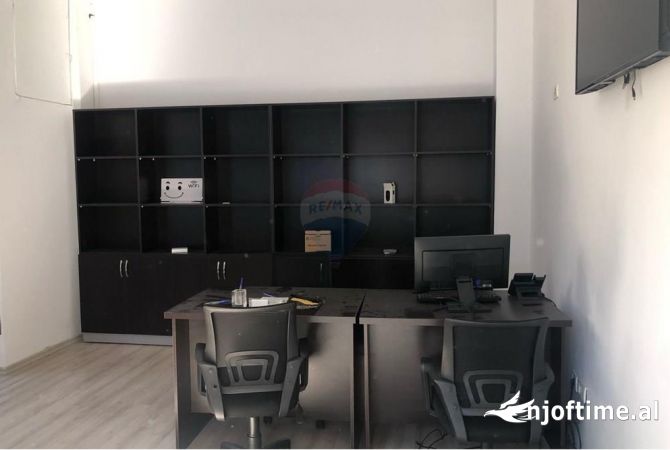 Ambient biznesi me qera 1+1 ne Tirane - 650 Euro