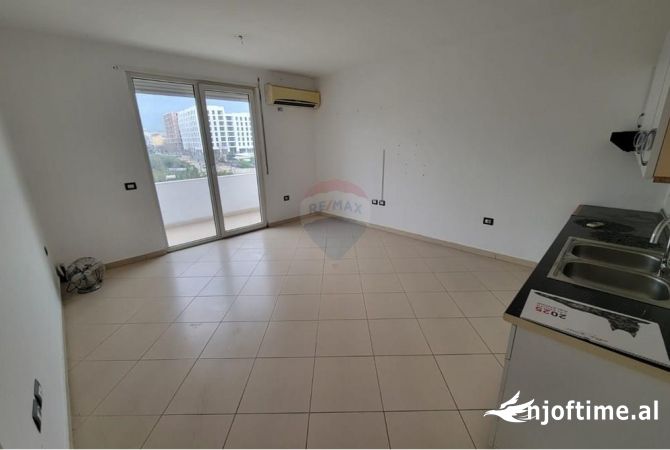 Shtepi me qera 2+1 ne Tirane - 450 Euro