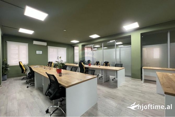 Ambient biznesi me qera 3+1 ne Tirane - 3,200 Euro