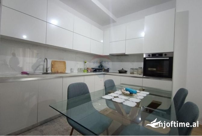 Shtepi ne shitje 2+1 ne Tirane - 206,000 Euro