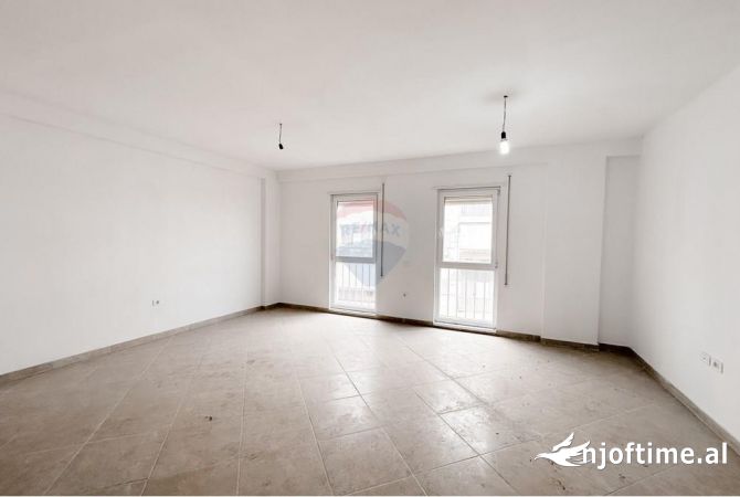 Shtepi ne shitje 2+1 ne Tirane - 190,000 Euro