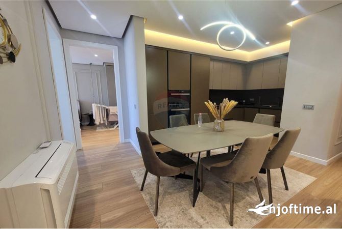 Shtepi ne shitje Apartament ne Tirane, 2+1, Mobilimi E mobiluar, Pagesa 290,000  Euro.