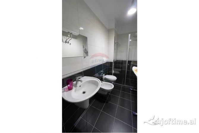 Shtepi me qera 2+1 ne Tirane - 700 Euro