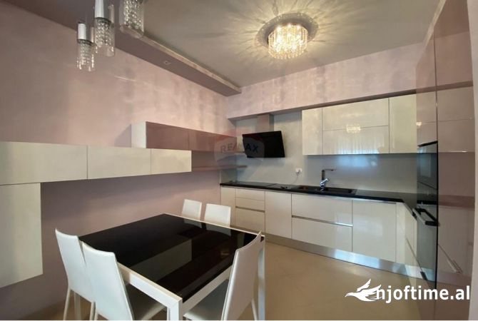 Shtepi ne shitje 2+1 ne Tirane - 185,000 Euro
