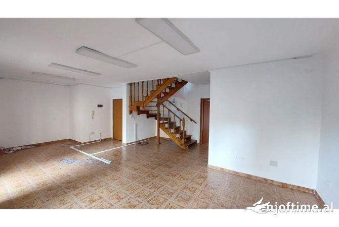 Ambient biznesi me qera 3+1 ne Tirane - 850 Euro