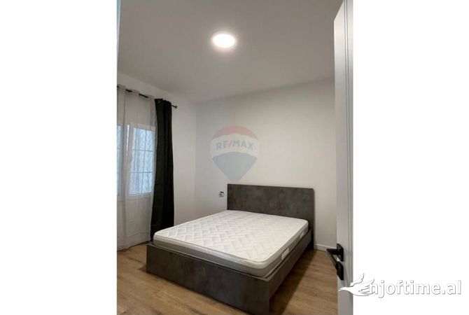 Shtepi me qera 2+1 ne Tirane - 550 Euro