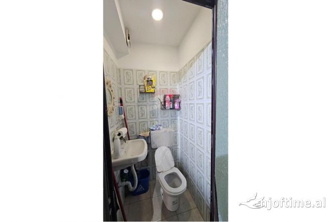 Ambient biznesi me qera 1+1 ne Tirane - 500 Euro