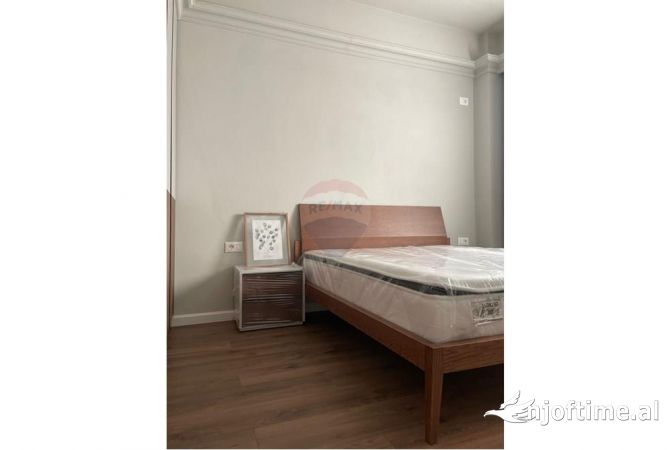 Shtepi me qera 2+1 ne Tirane - 500 Euro