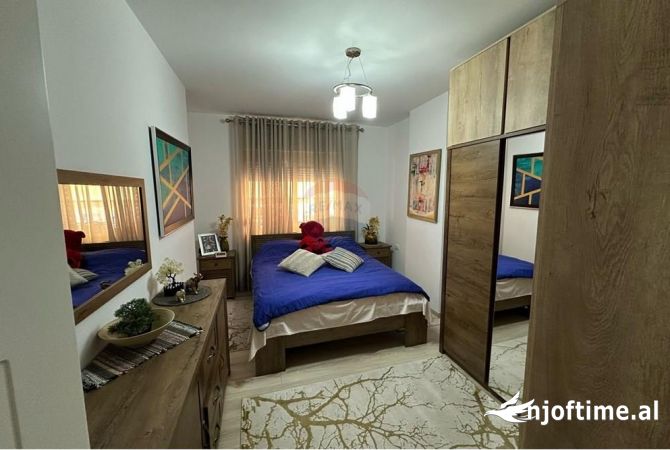 Shtepi me qera 2+1 ne Tirane - 550 Euro