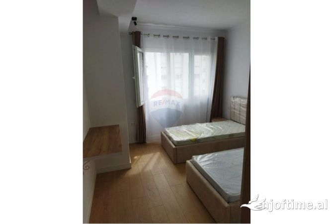 Shtepi me qera 2+1 ne Tirane - 700 Euro