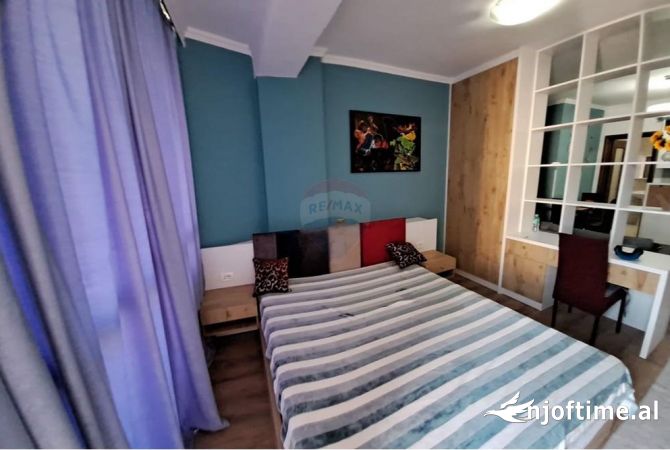 Shtepi me qera Garsoniere ne Tirane - 400 Euro