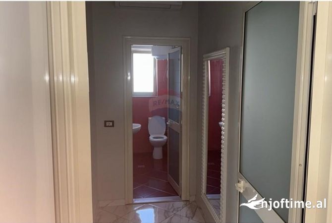 Shtepi me qera 1+1 ne Tirane - 400 Euro