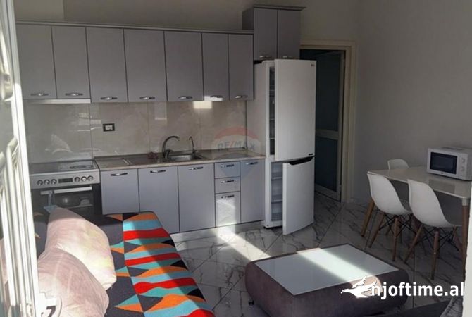 Shtepi me qera 1+1 ne Tirane - 400 Euro