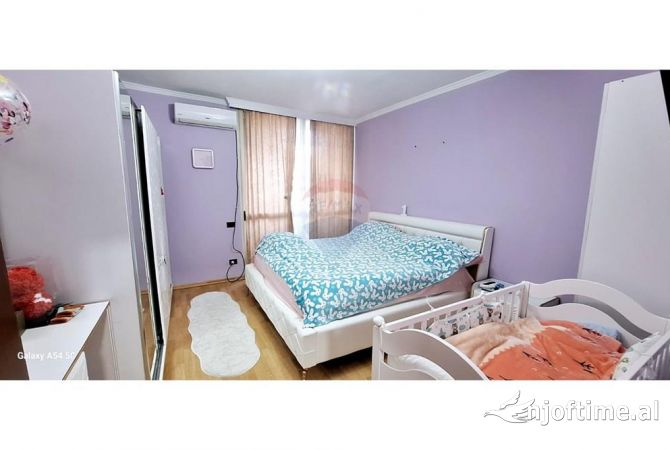 Shtepi me qera 2+1 ne Tirane - 750 Euro