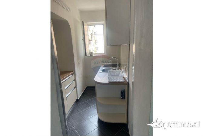 Shtepi me qera 2+1 ne Tirane - 45,000 Leke