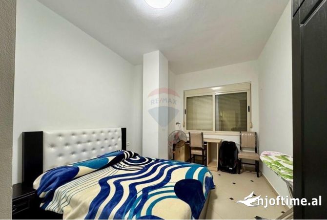 Shtepi me qera 2+1 ne Tirane - 490 Euro