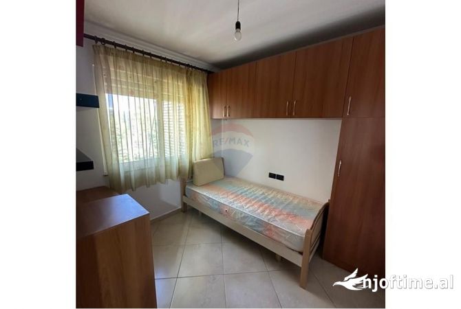 Shtepi me qera 2+1 ne Tirane - 500 Euro