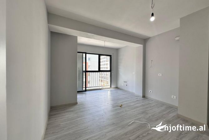Shtepi me qera 2+1 ne Tirane - 450 Euro