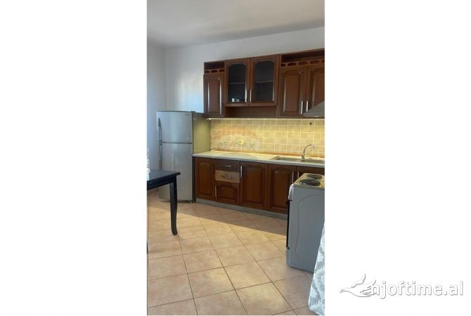 Shtepi me qera 1+1 ne Tirane - 600 Euro