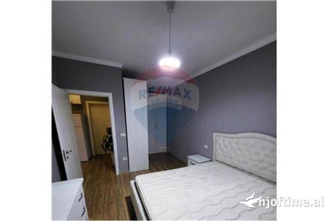 Shtepi me qera 1+1 ne Tirane - 650 Euro