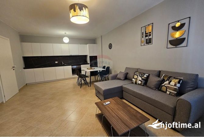 Shtepi me qera 2+1 ne Tirane - 480 Euro