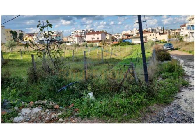 Shitet, Toke-Truall Me Projekt Dhe Leje Ndertimi, Golem 100,000 Euro